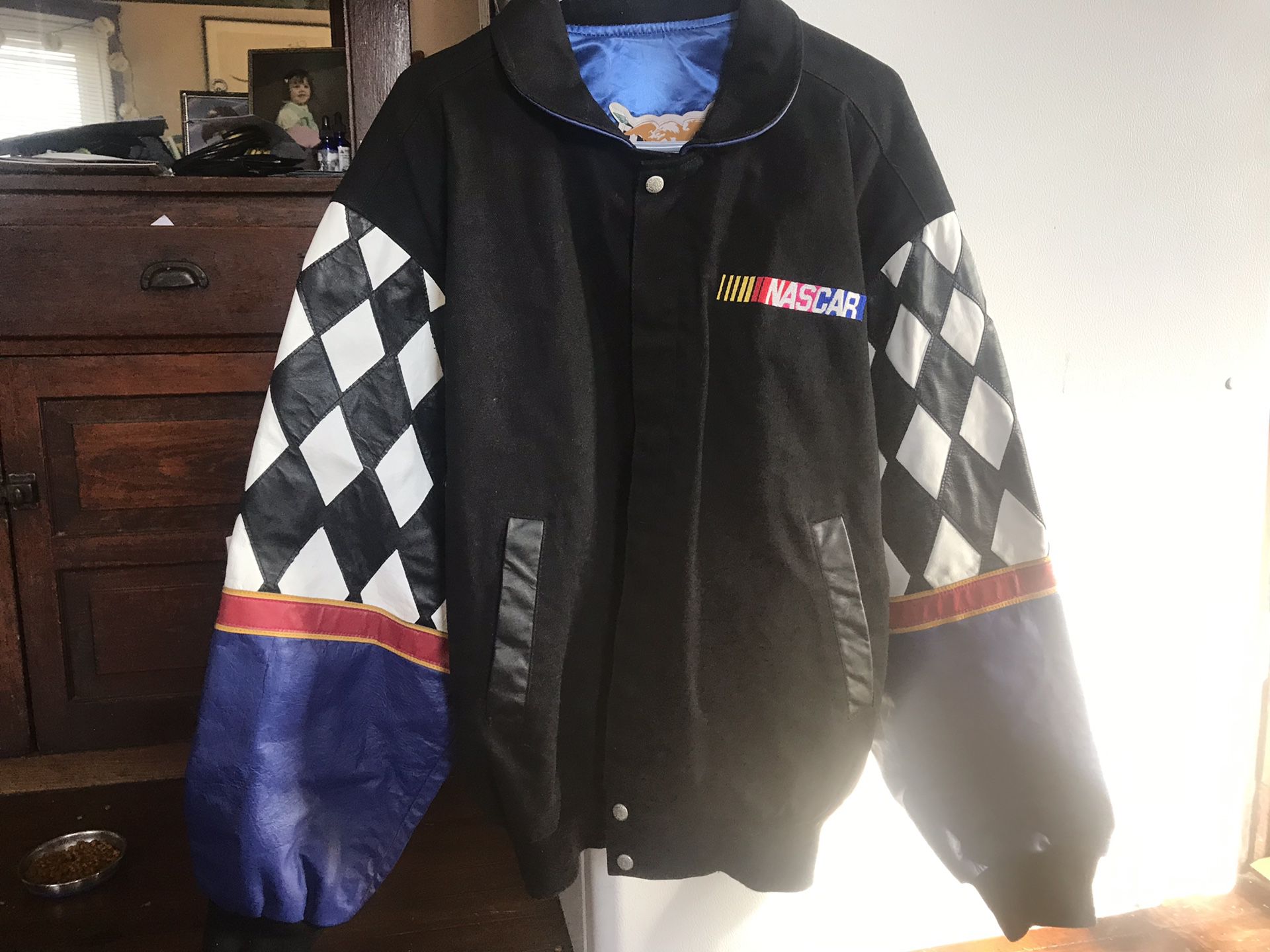 NASCAR women’s x-large jacket