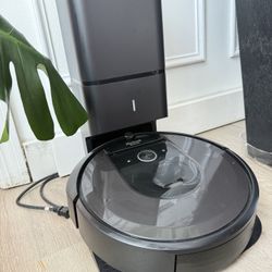 Rooma i7 Robot Vacuum! 
