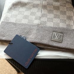 Lv Beanie 