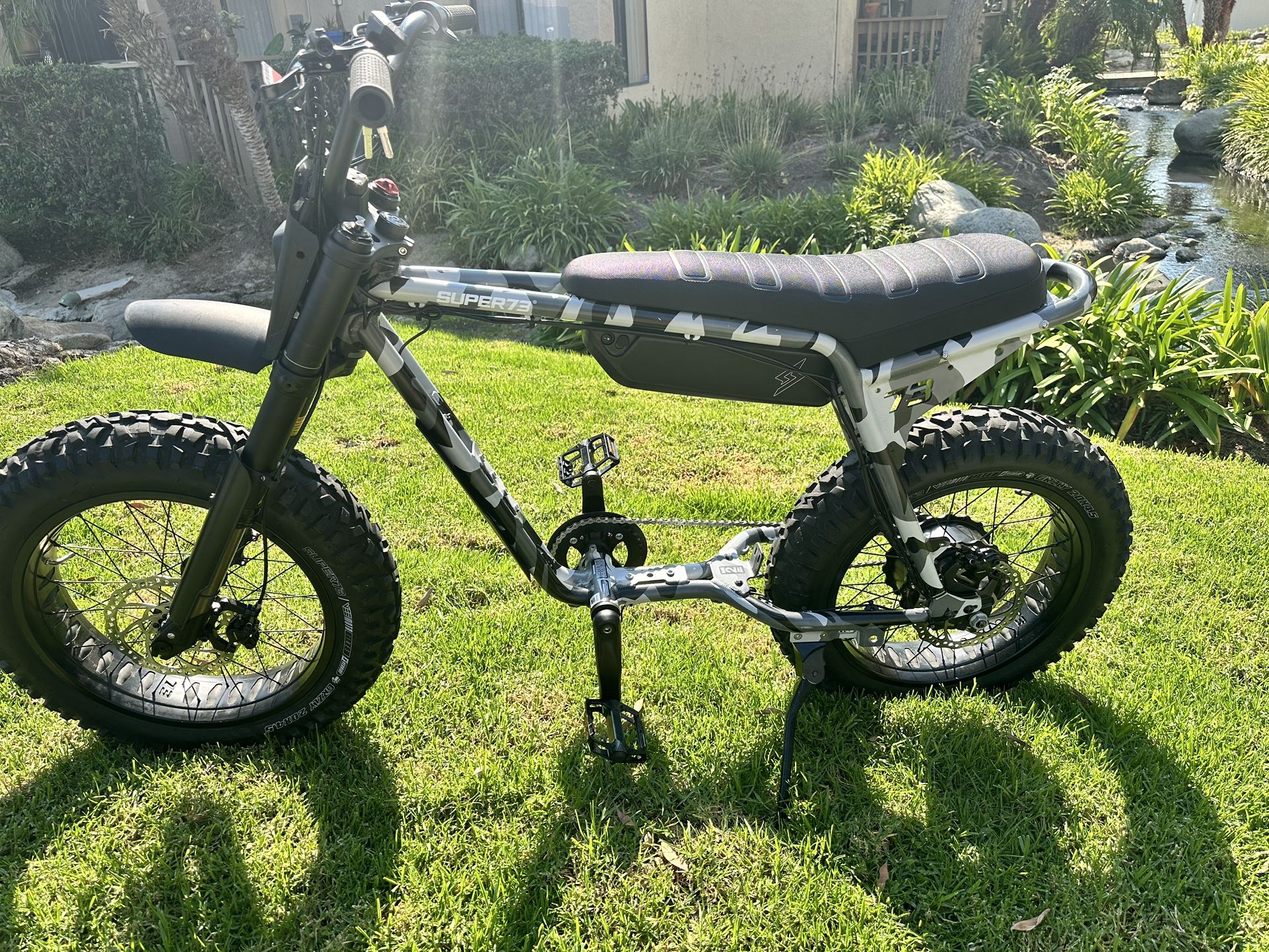 Super 73 Z adventure With Upgrades Limited Color for Sale in