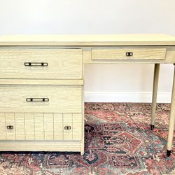 Great Vintage Desk! Perfect Size!