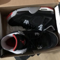 Jordan 4