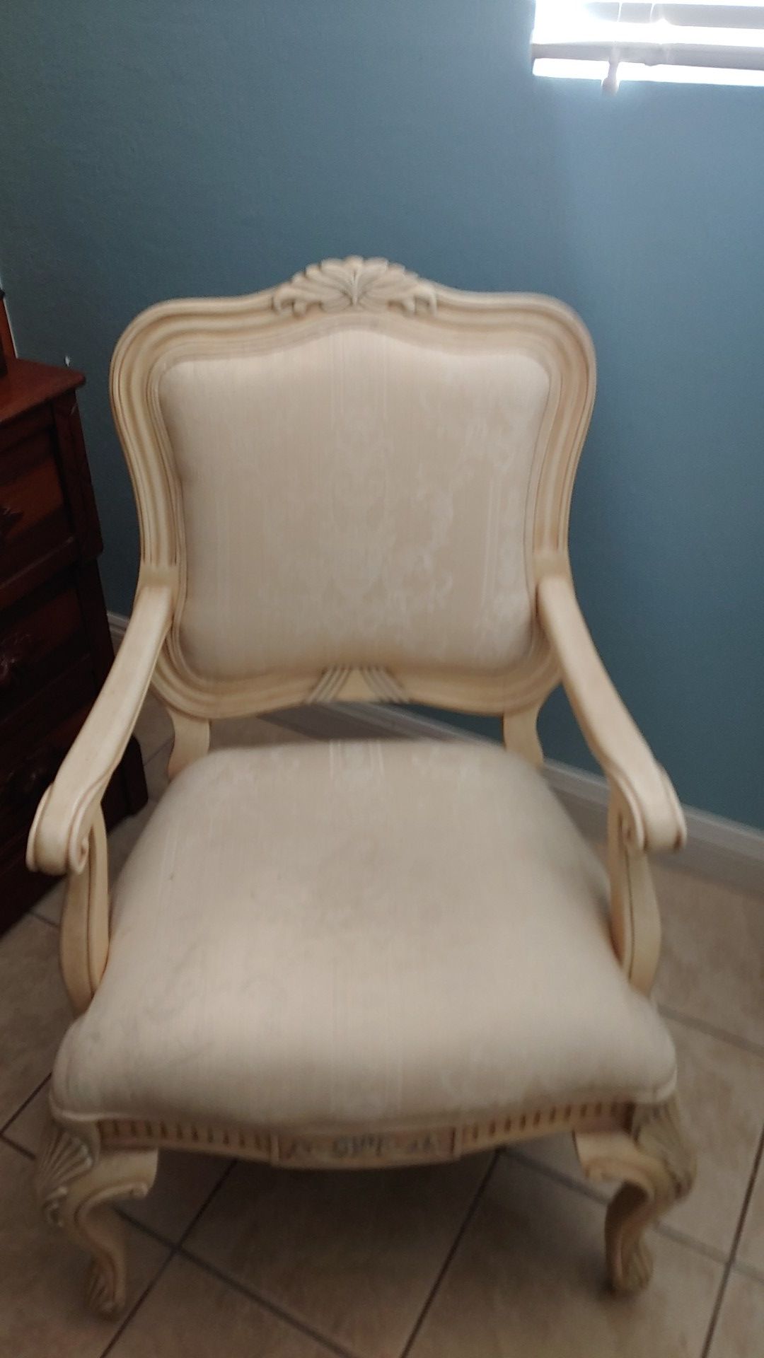 Decorative chair