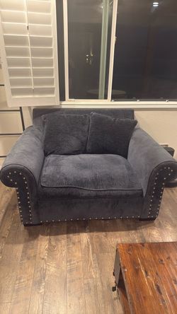 Love seat chair
