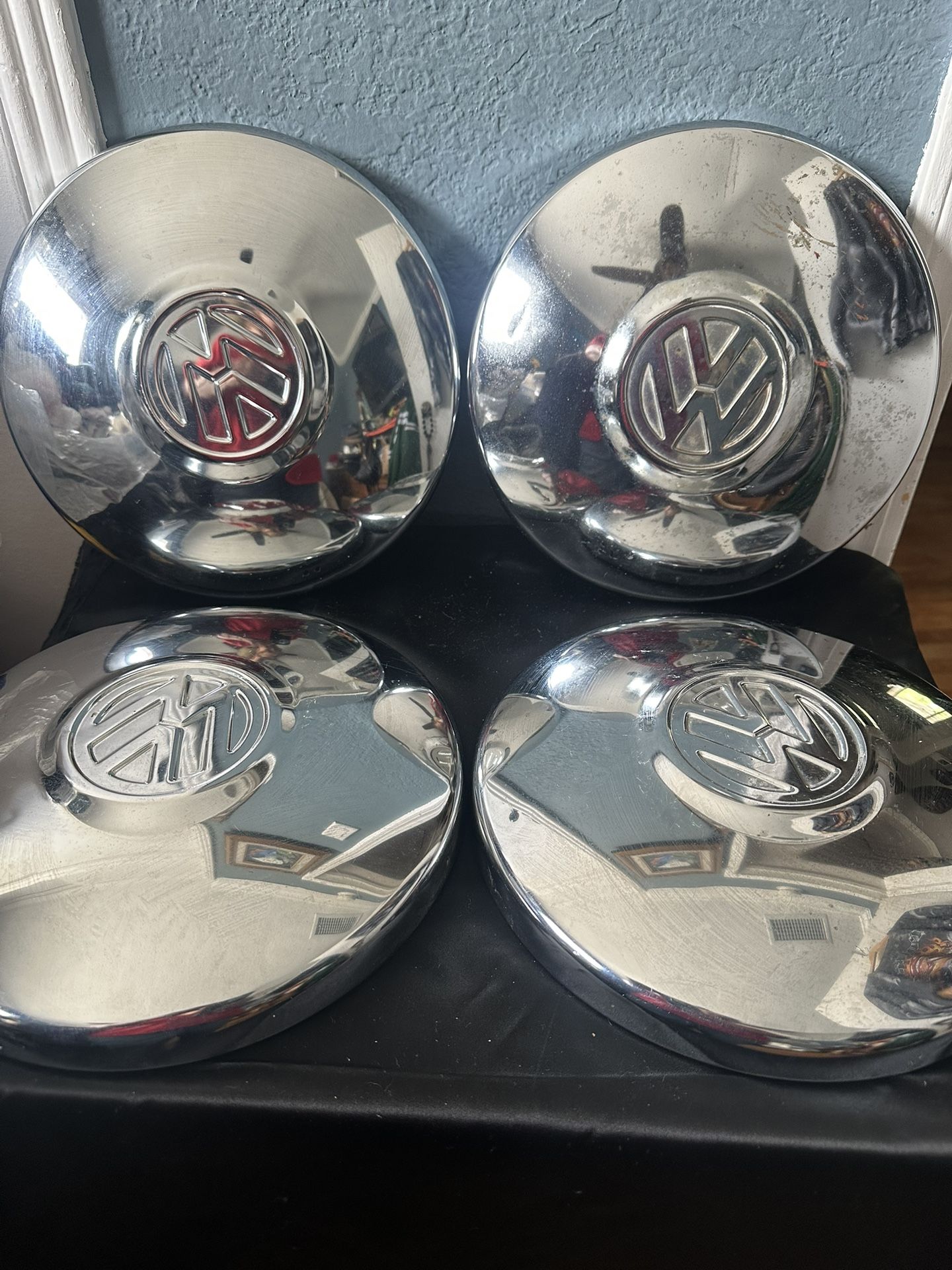4 Volkswagen Beetle Transporter Camper Dog Dish Hubcaps