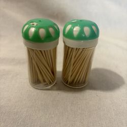 2 HIGH QUALITY TOOTHPICKS WITH SPILL RESISITANT Green DISPENSER 