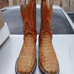 Crocodile 🐊 Boots 