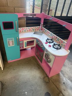 KidKraft Corner Play Kitchen Pink Teal