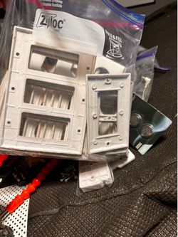 White/Cream Electrical Outlet covers