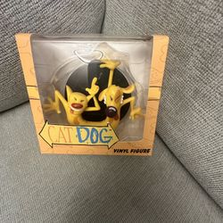 Culture Fly Exclusive The Nick Box September 2017 Cat Dog Vinyl Figure...