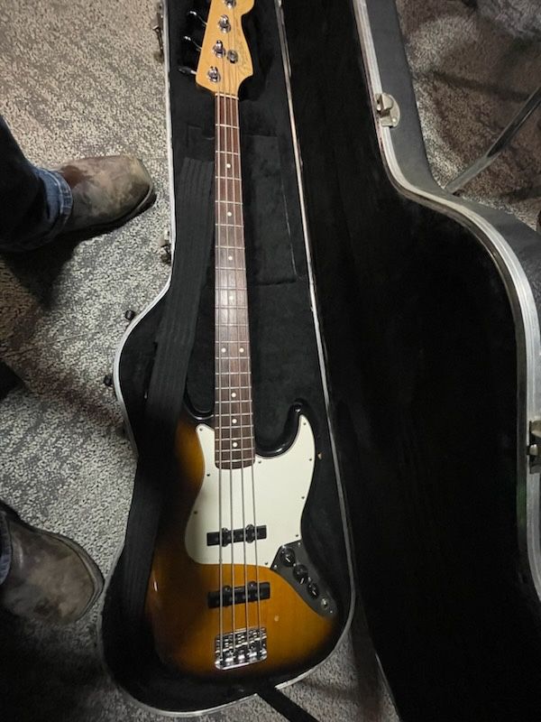 USA Fender Jazz Bass Guitar