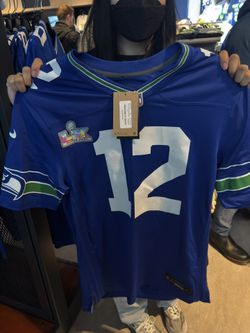 Seahawks Throwback 12th Man Super Bowl Size Med.
