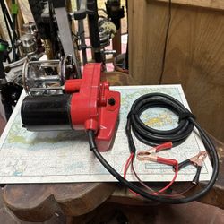 Elec-Tra-Mate with Penn Senator 114H (6/0) - Very Good  Condition