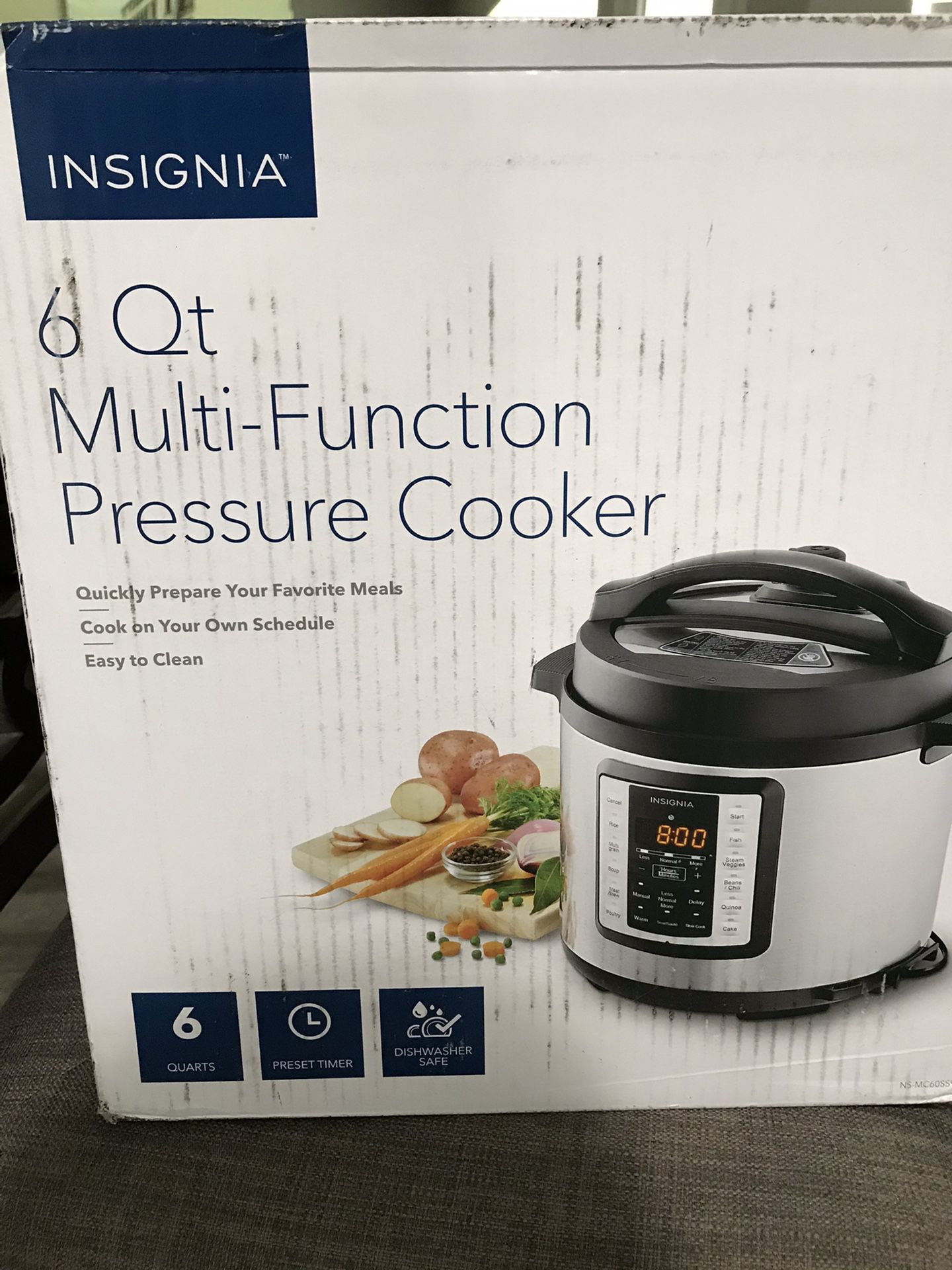New Pressure cooker (in the box)