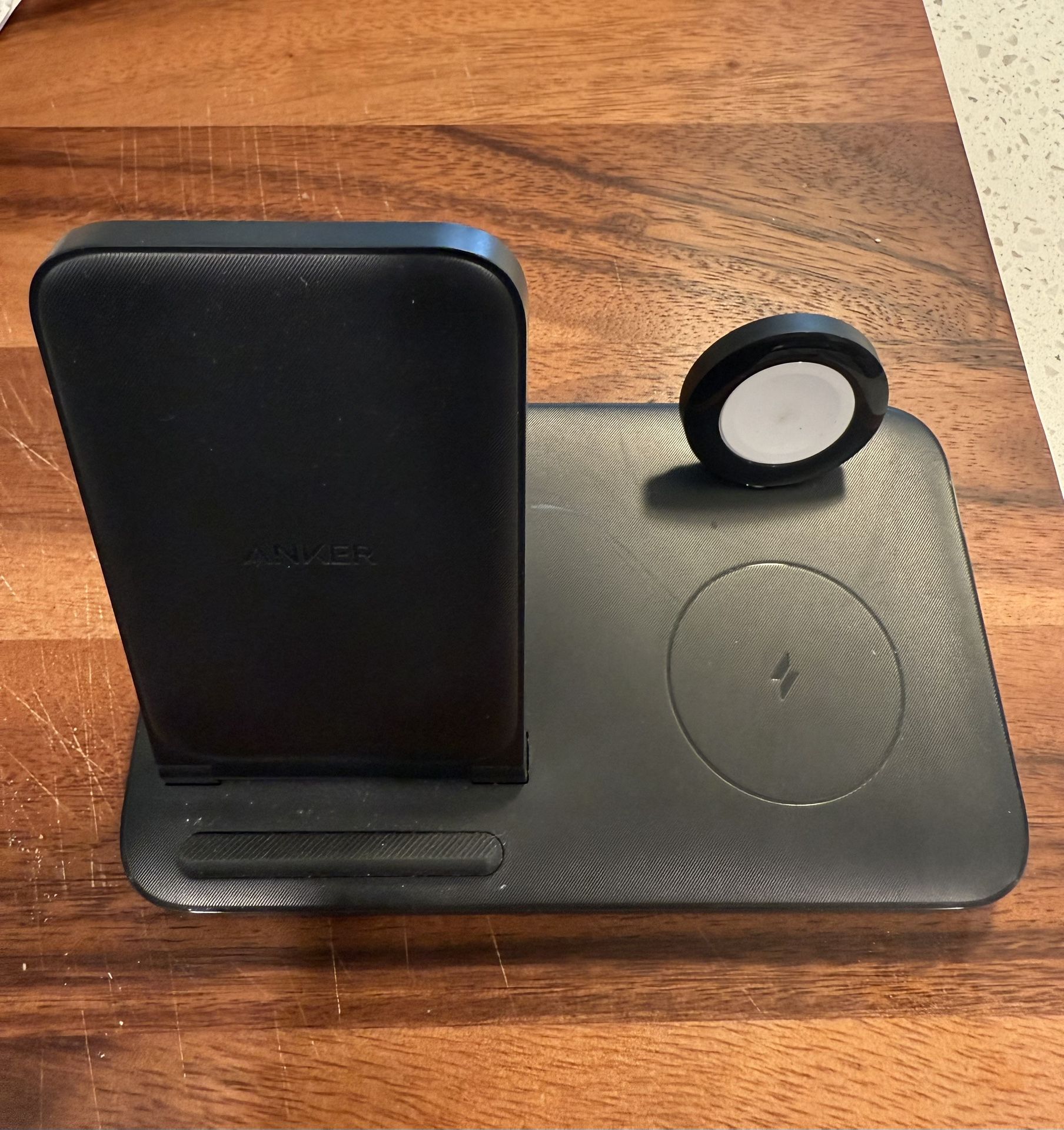 Anker 3 In 1 Charging Station