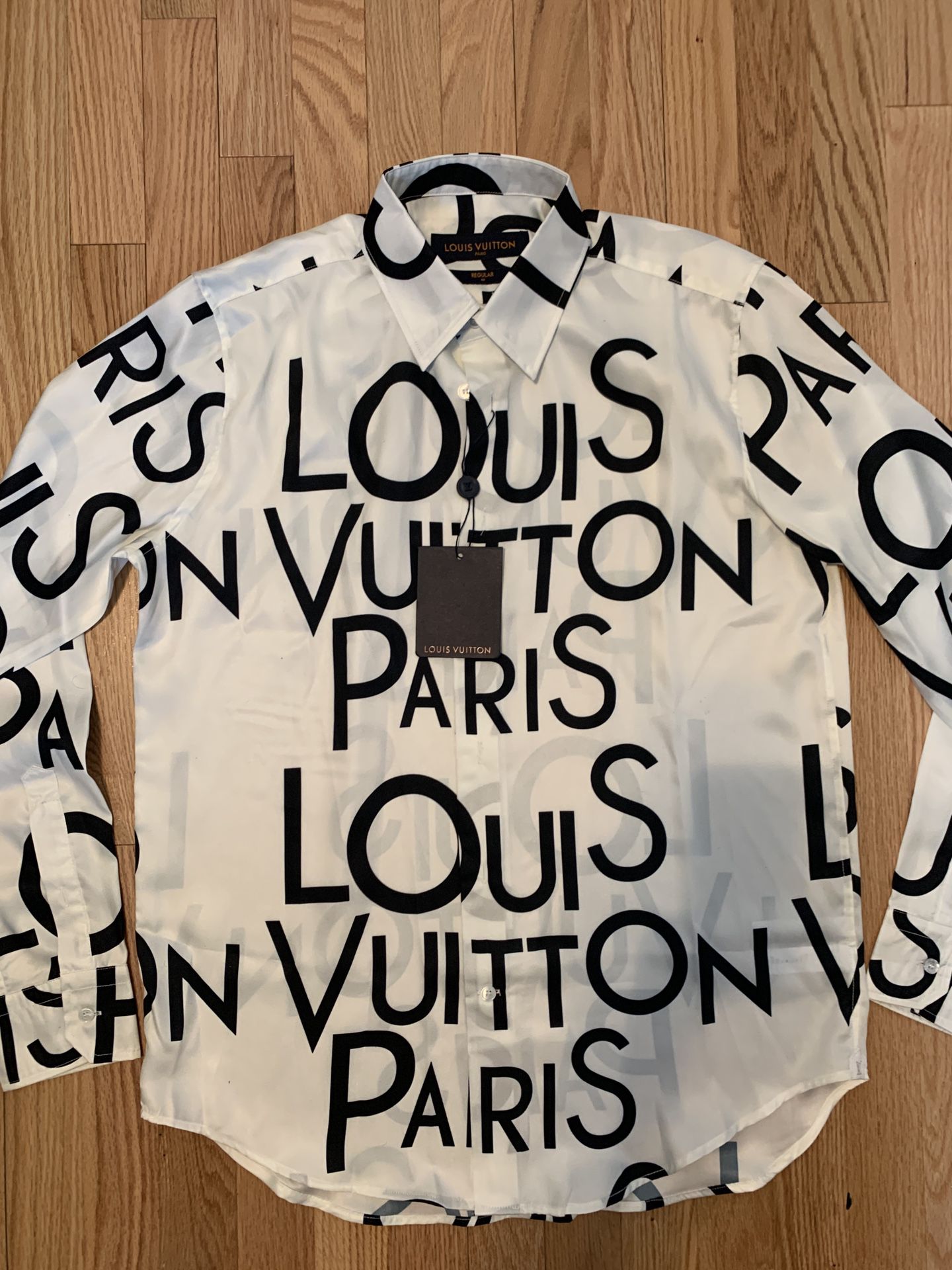 LOUIS VUITTON 2018 All Over Monogram Button Up M