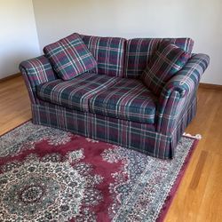 Small Couch / Love Seat