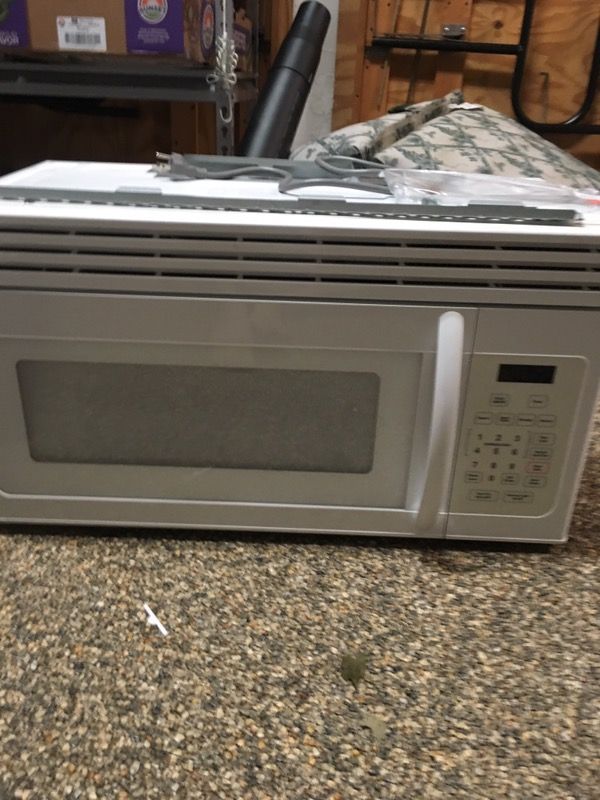 1550Watt over the range microwave oven