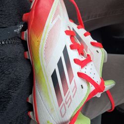 Kids ADIDAS SOCCER Cleats Size 11 F50 Pro FG