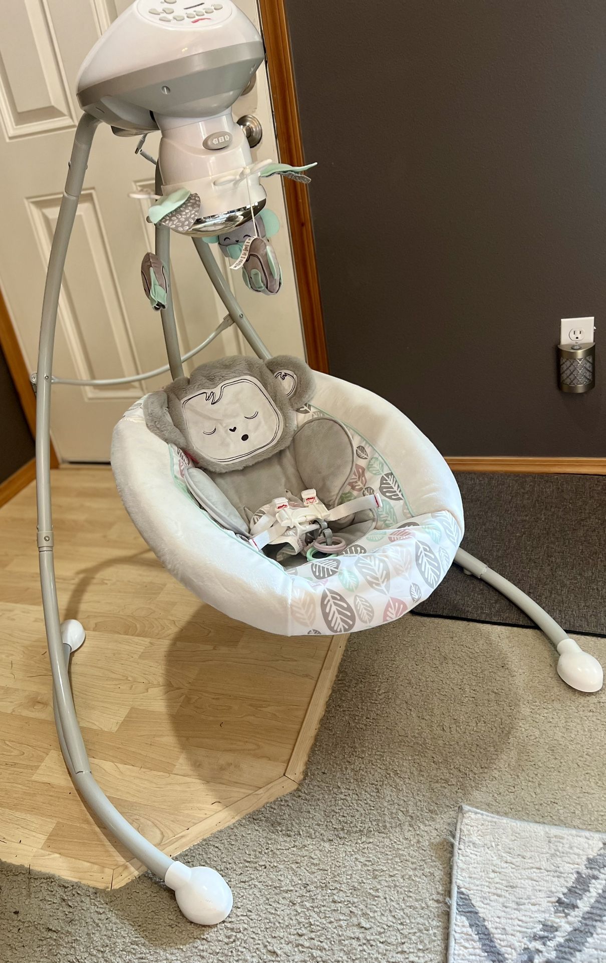 Like-New Musical Infant Swing