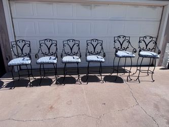 6 Iron Patio Bar stool chairs.