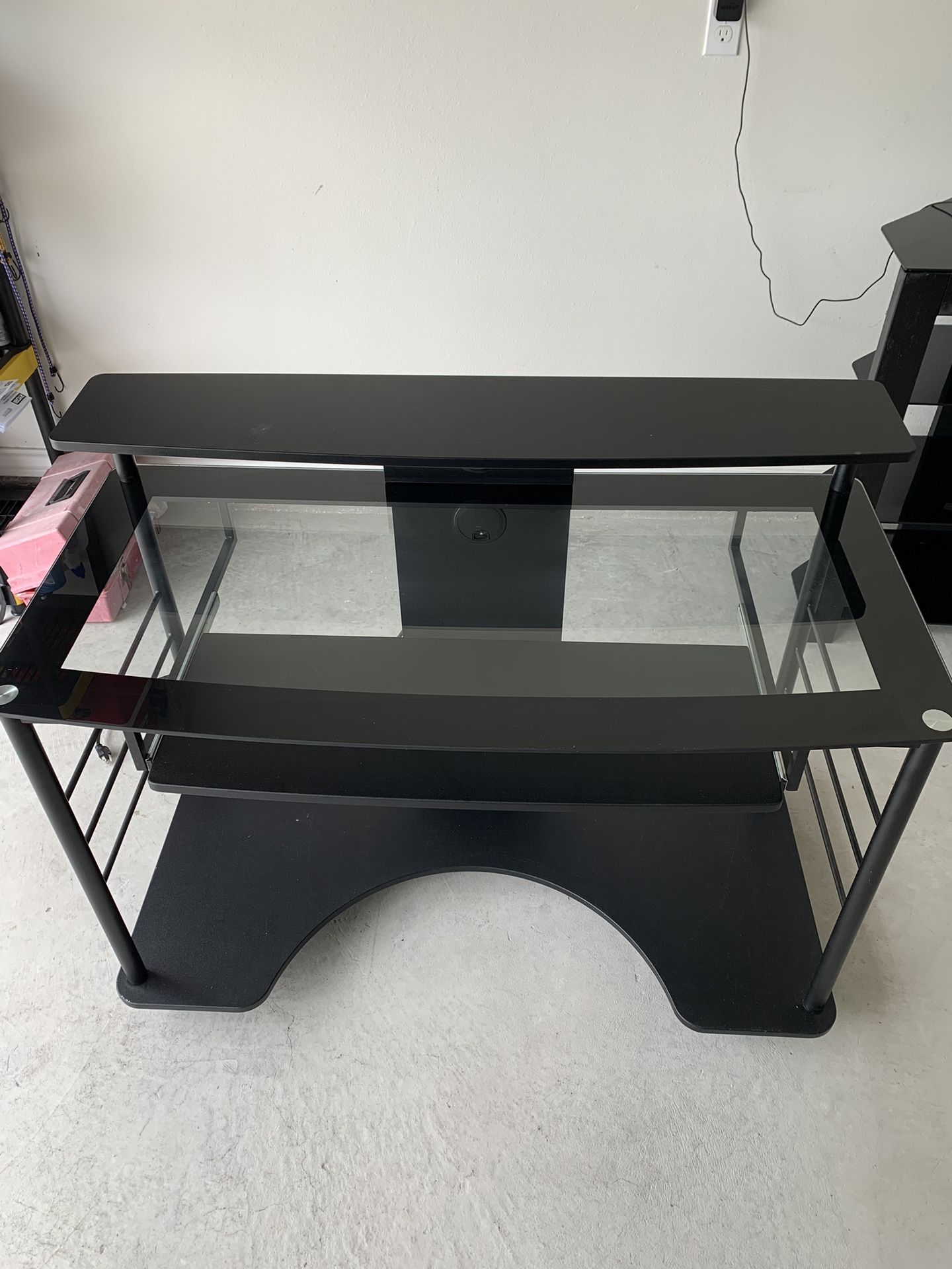Realspace Mobile Tech Desk