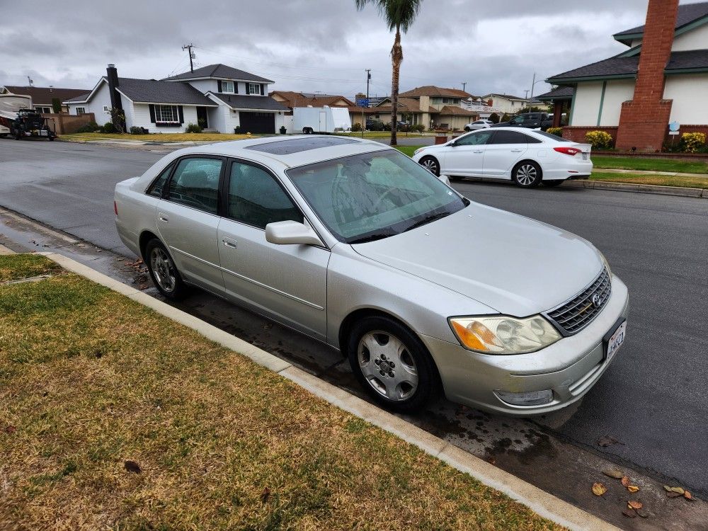 2003 Toyota Avalon
