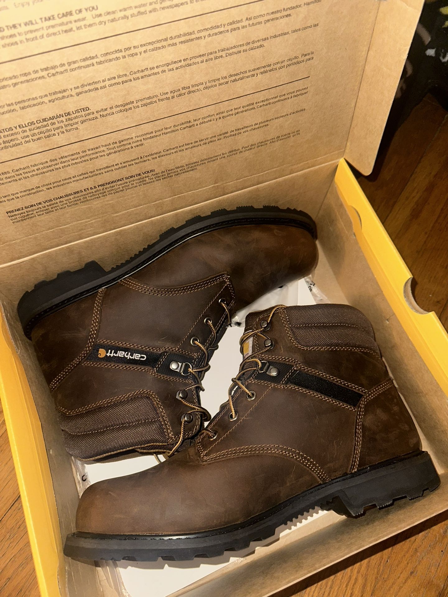Carhartt work boots 6” soft toe size 13 W