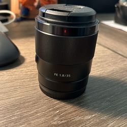 Sony FE 35 1.8