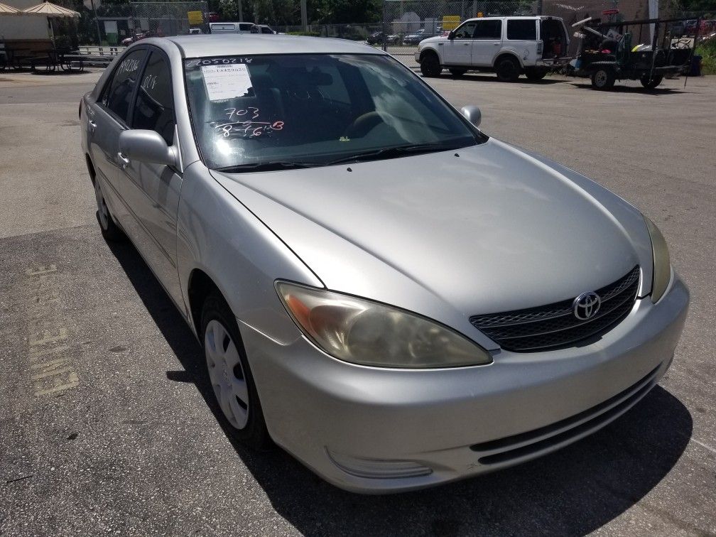 PARTING OUT TOYOTA CAMRY 2002 TO 2006 ONLY 71K MILES