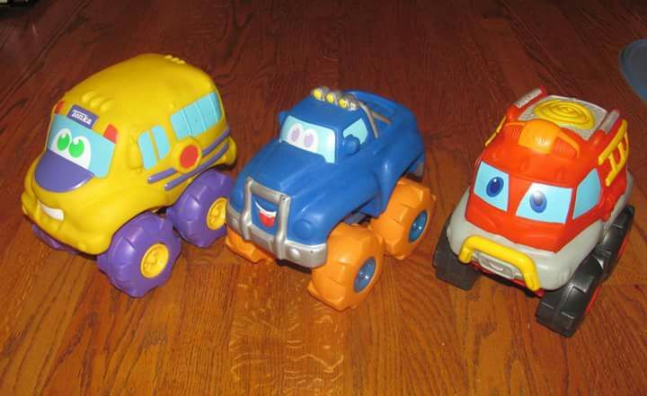 Playskool Wheel Pals Cushy Cruisin SUV, School Bus & Fire Truck