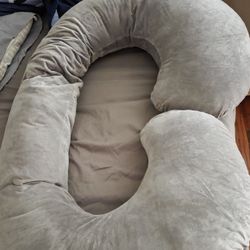 Pregnancy Pillow And Wedges