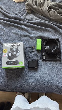 Steel series Arctis nova pro wireless headset