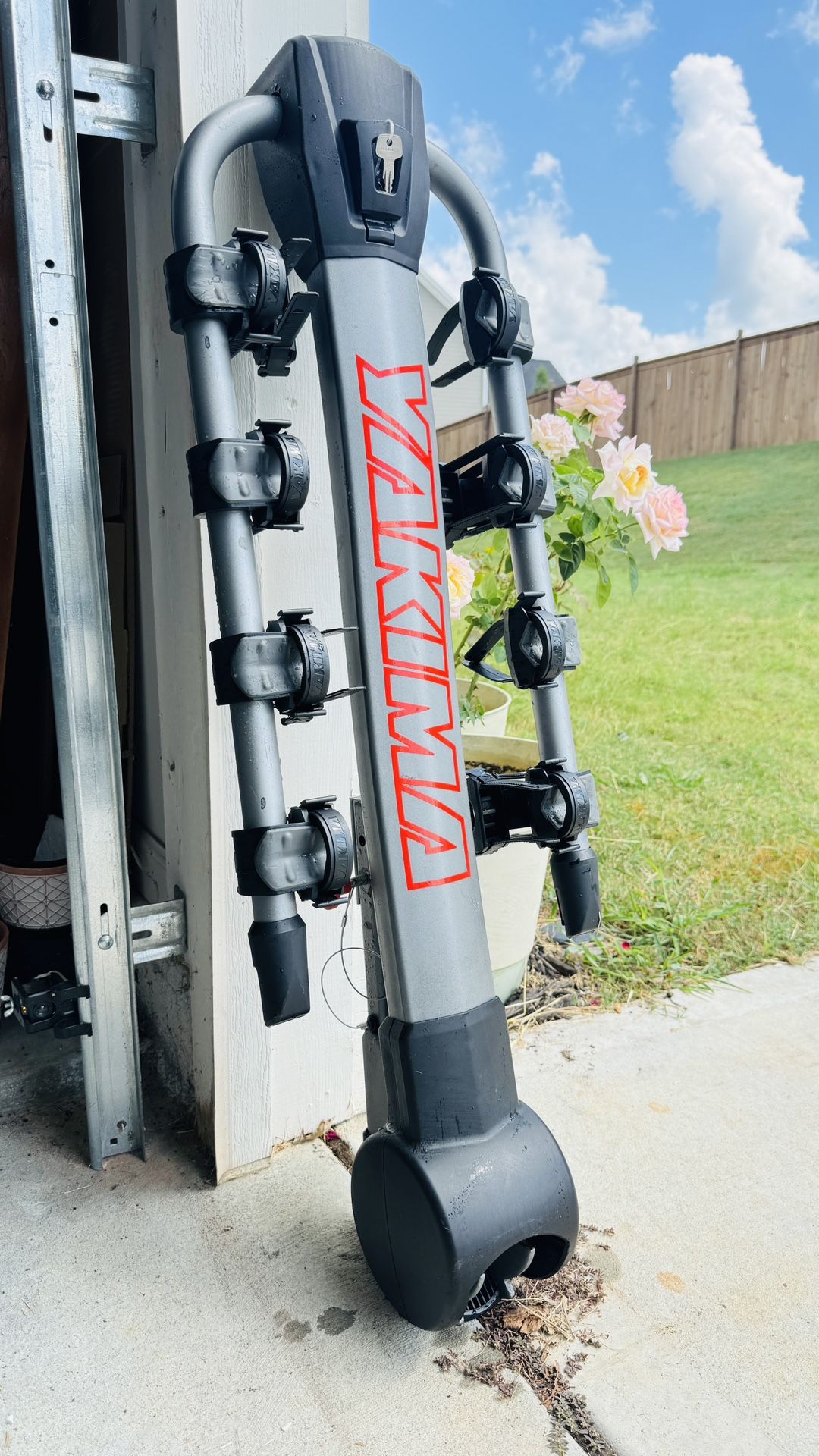 Yakima RidgeBack 4-Bike Hitch Rack