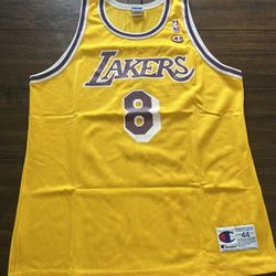 Kobe Bryant (Champion Jersey)