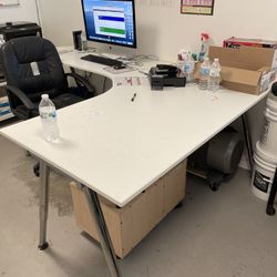 Brown ikea Corner Table Office