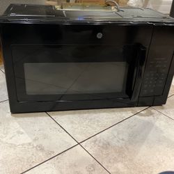 GE Over The Range Microwave 