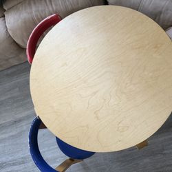 Kids Table