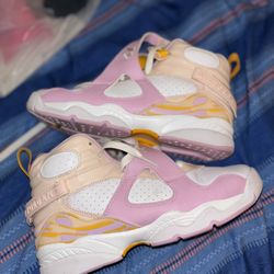 Jordan 8 “bunnies” Arctic punch 6 Y
