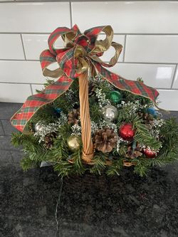 Holiday Centerpiece