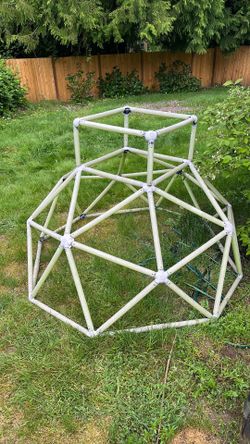 Kids outdoor climber