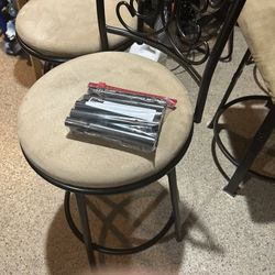 Swivel Bar Adjustable Stool 