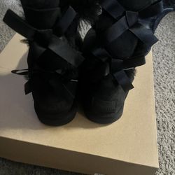 $70 Uggz For Sale Size 8
