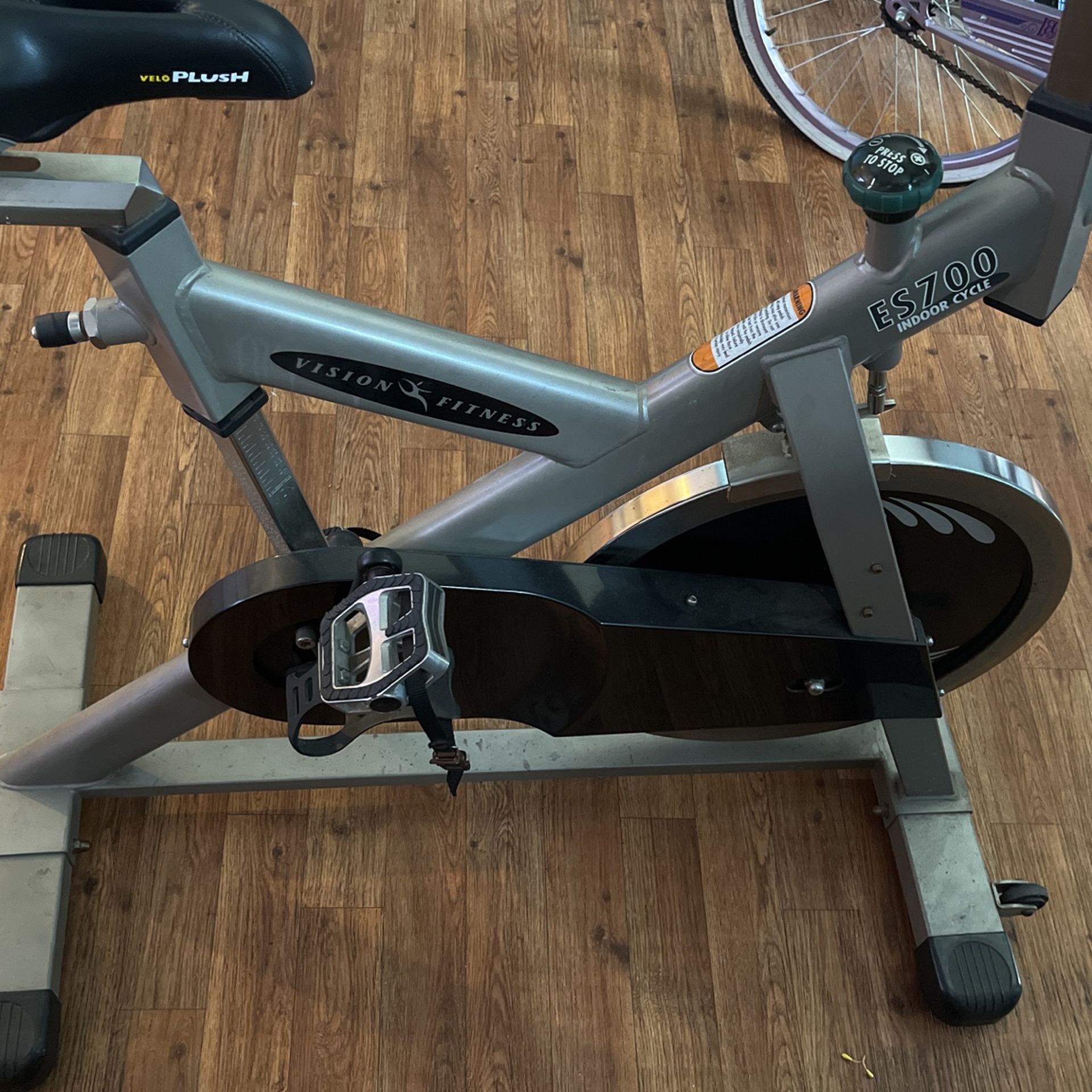 Es700 indoor chupete cycle