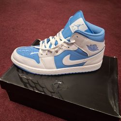 Sneakers Size 13 Men