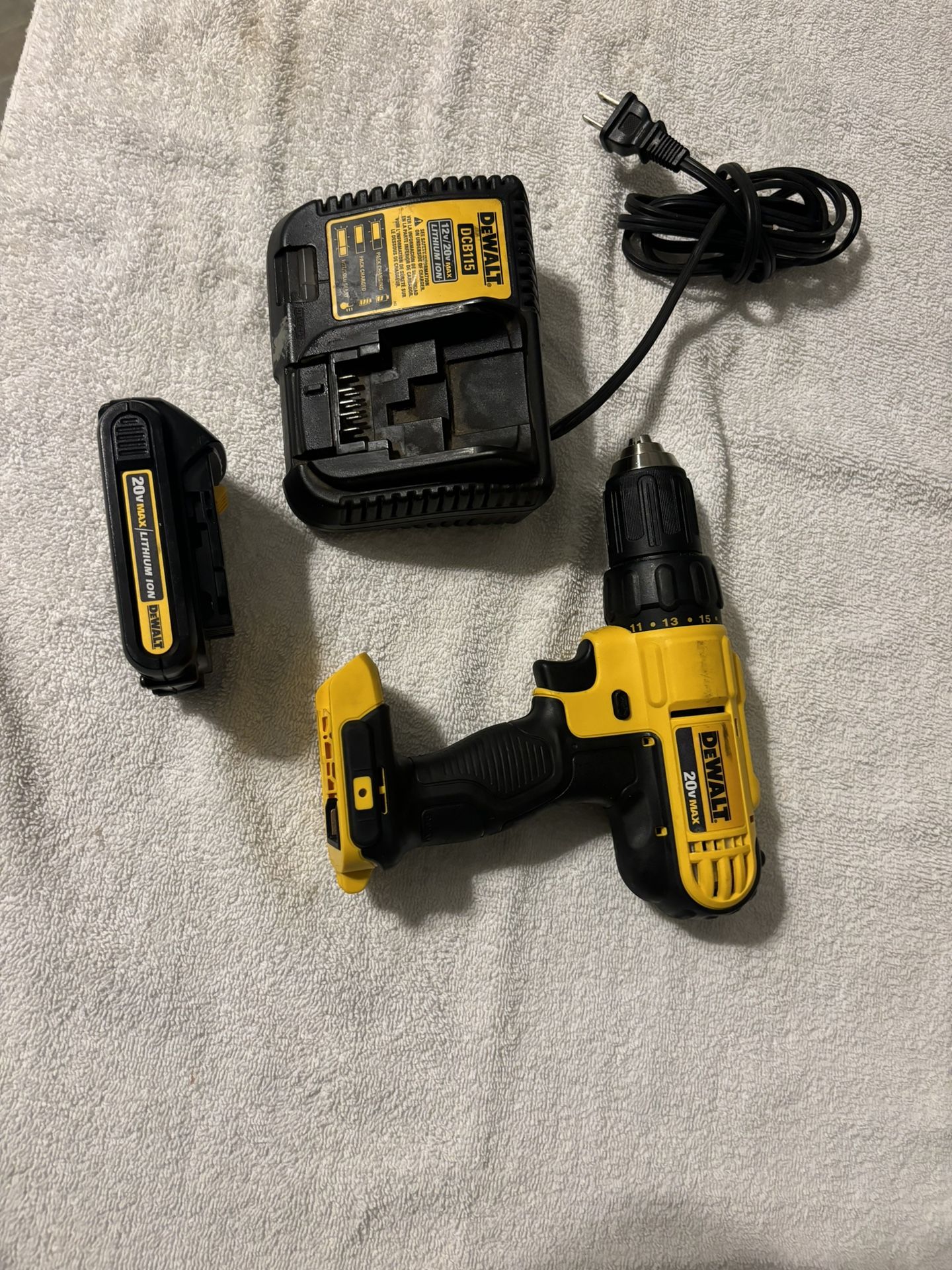 Dewalt Drill Battery N Charger
