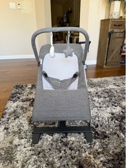 Baby Delight bouncer