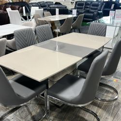 Modern Dining Table Butterfly Leaf w. 6 Chairs / Mesa de comedor moderna Hoja de mariposa con 6 sill