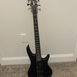 Ibanez Bass (mikro) 