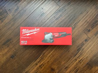 New Milwaukee 5" Angle Grinder 6117-33D
